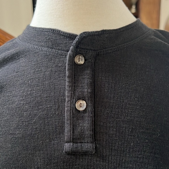 Banana Republic Double Knit Short Sleeve Button Pullover Men’s Size:L - Picture 5 of 5